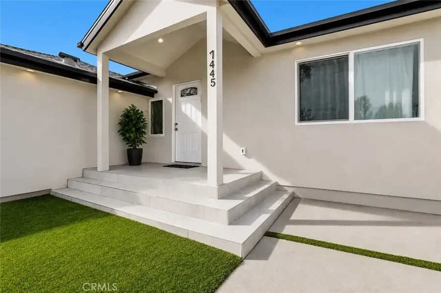 7445 Oakdale Avenue, Winnetka, CA 91306 - #2