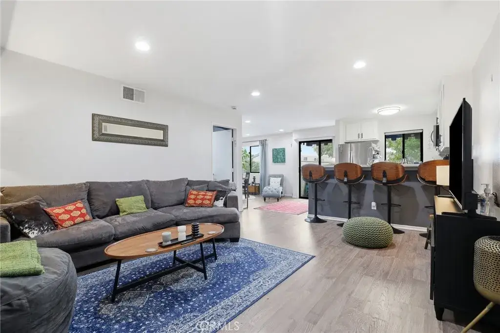 18530 Hatteras Street #337, Tarzana, CA 91356 - #1