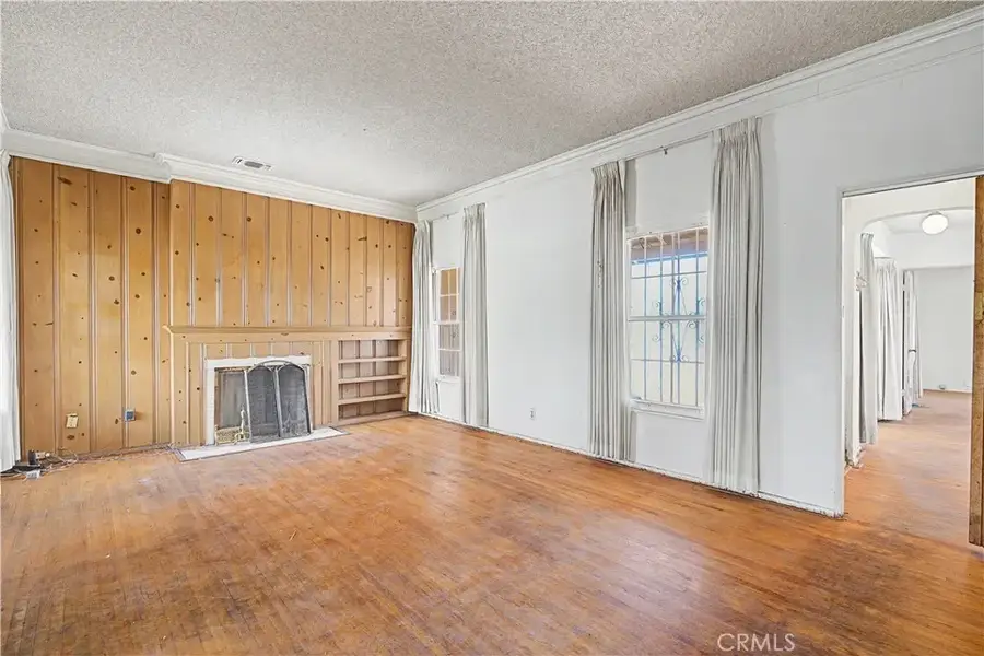 9640 La Salle, Los Angeles, CA 90047 - #2
