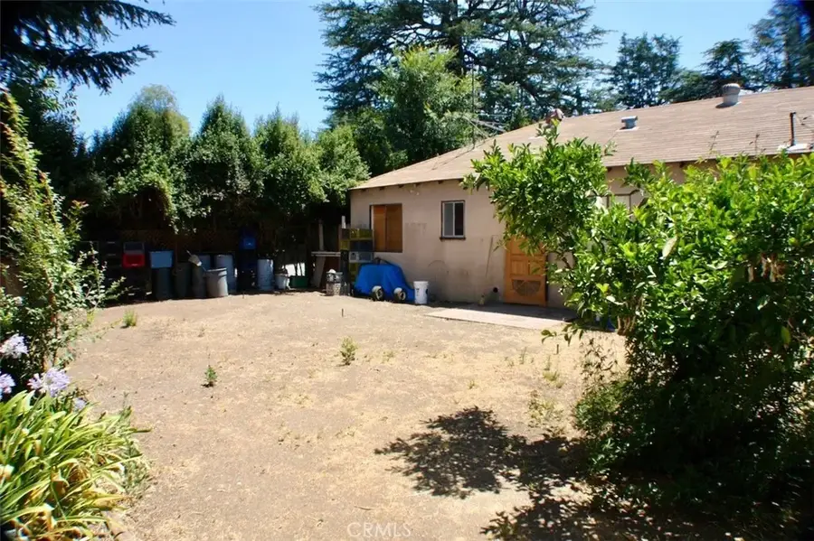 5739 Hazeltine, Van Nuys, CA 91401 - #3