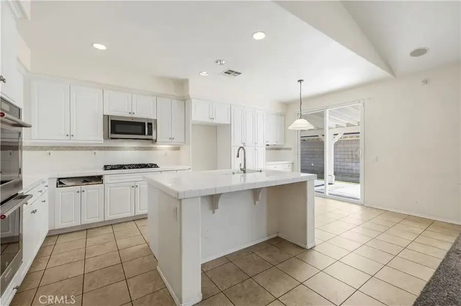 44022 Raven Lane, Lancaster, CA 93536 - #3