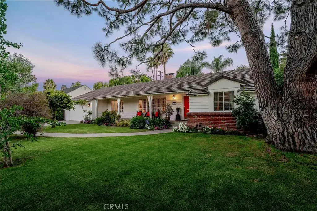 6843 Chisholm, Van Nuys, CA 91406 - #1