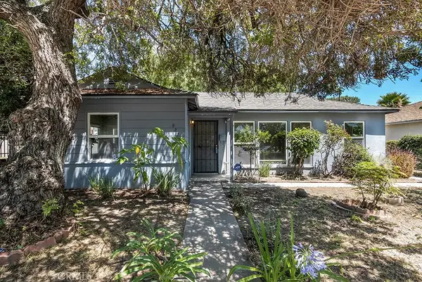 8226 Whiteoak Avenue, Northridge, CA 91325