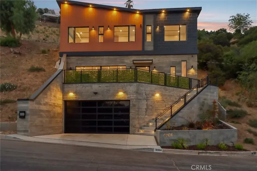 8504 Outland View Drive, Sun Valley, CA 91352 - #3