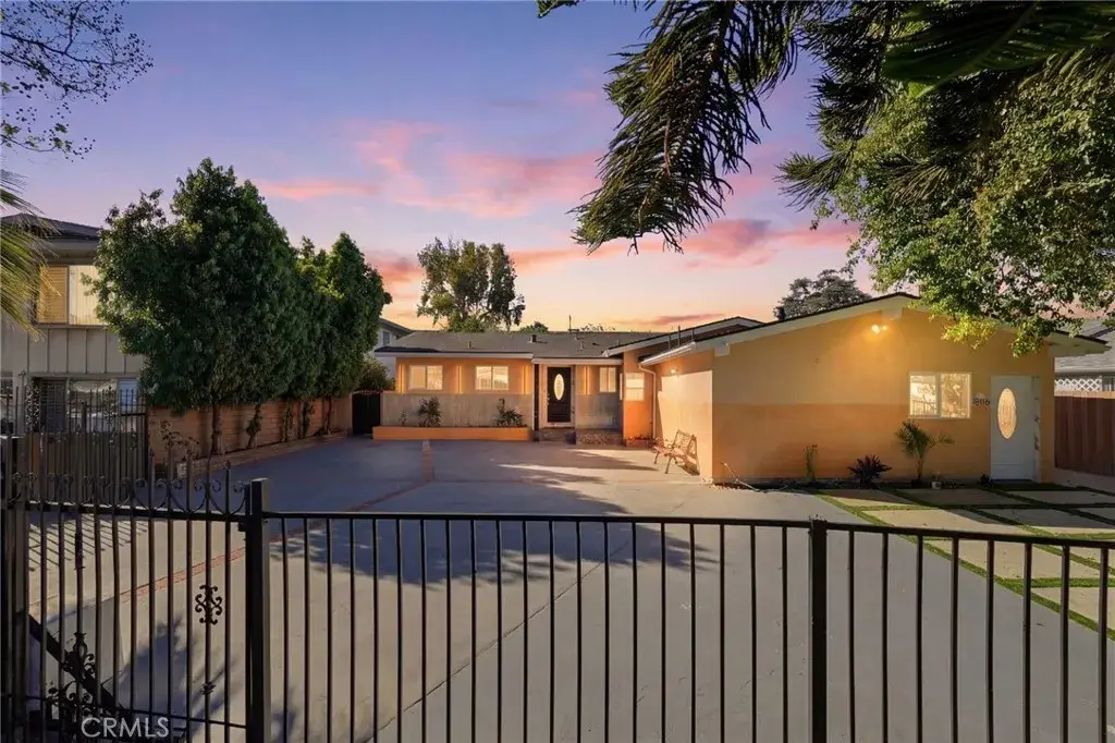 18114 Schoenborn, Northridge, CA 91325 - #1