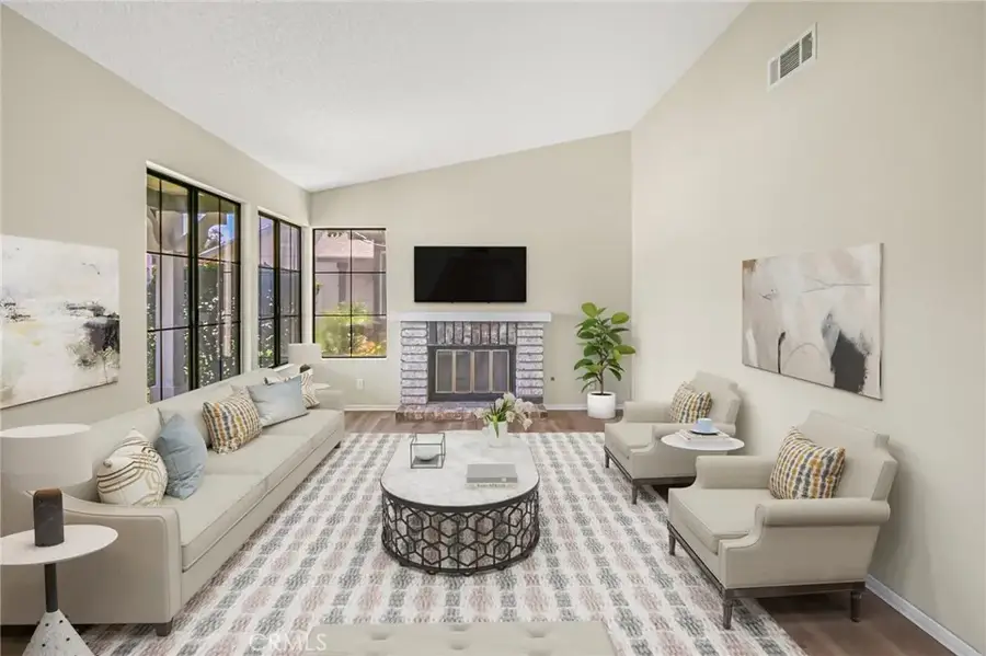 29524 Cambridge, Castaic, CA 91384 - #2