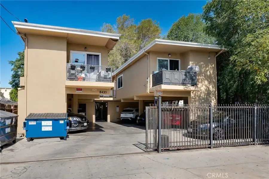 8435 Willis Ave, Panorama City, CA 91402 - #2