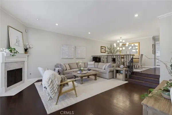 21901 Burbank Boulevard #205, Woodland Hills, CA 91367