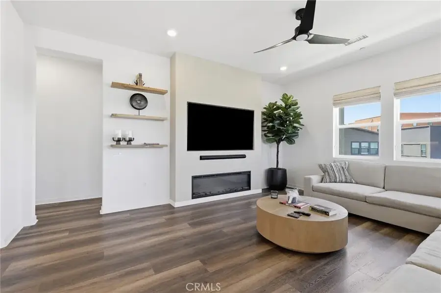 27525 Illumination Court, Valencia, CA 91381 - #2