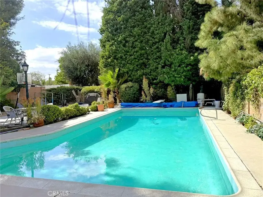 23459 Canzonet Street, Woodland Hills, CA 91367 - #2