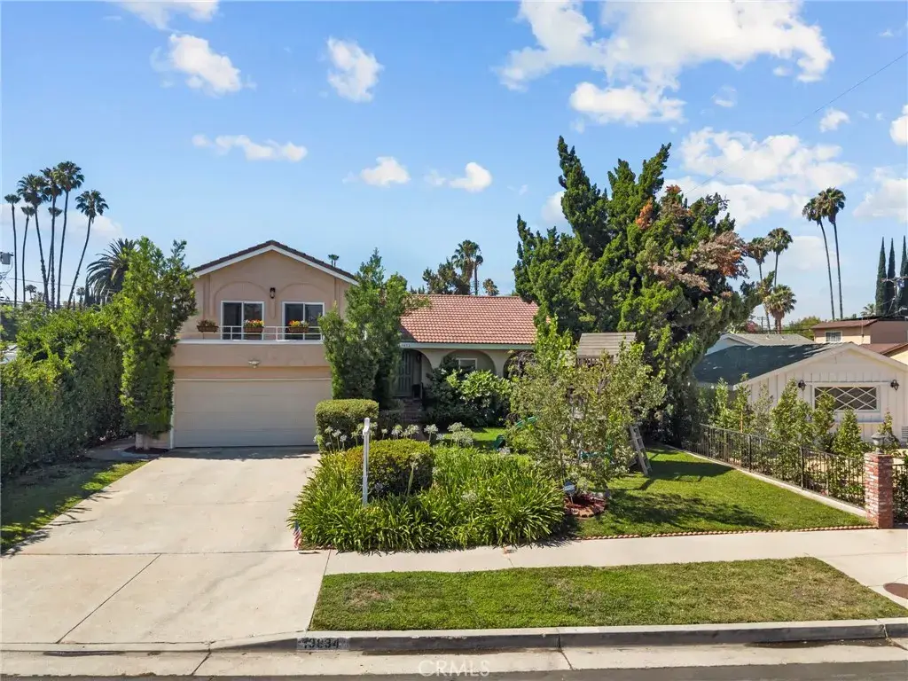 19834 Haynes Street, Woodland Hills, CA 91367 - #1