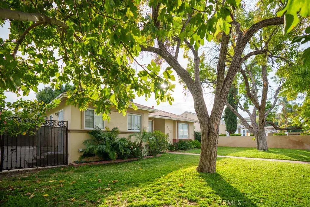 15500 Chatsworth Street, Mission Hills, CA 91345 - #1