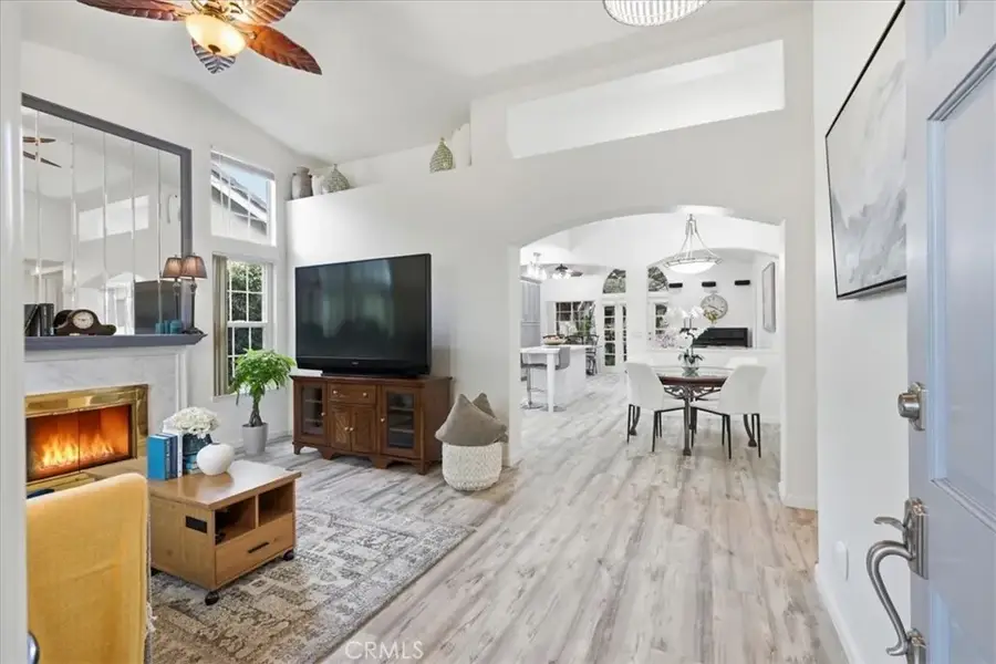 23515 Meriden, Valencia, CA 91354 - #3