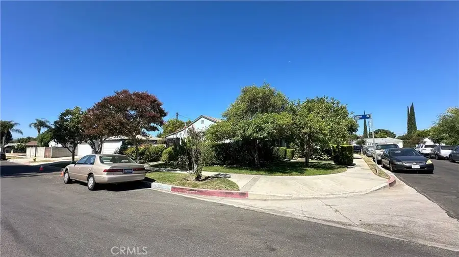 19400 Scroll, Reseda, CA 91335 - #2
