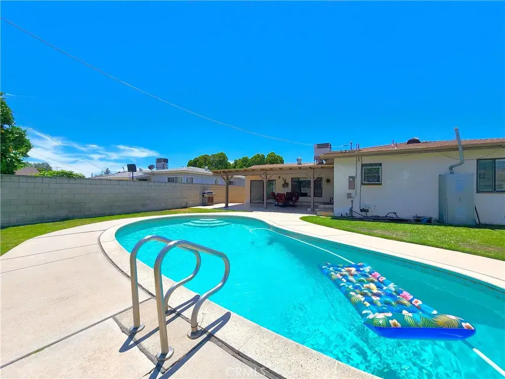 10014 Gaviota, North Hills, CA 91343 - #1