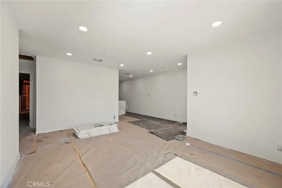 5776 Hesperia Avenue, Encino, CA 91316 - #2