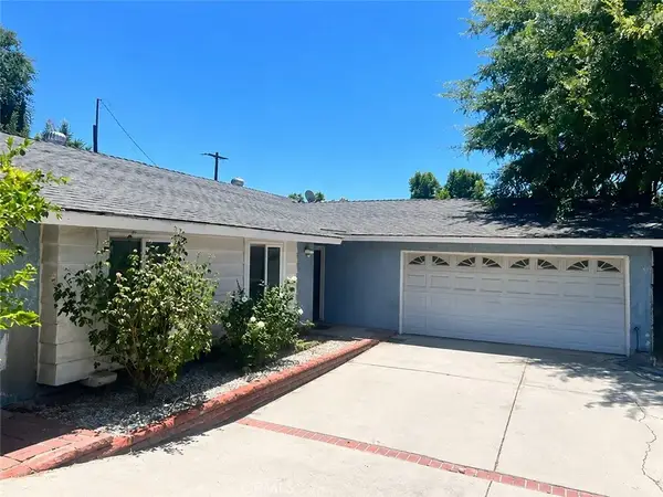 24716 Fain, Newhall, CA 91321