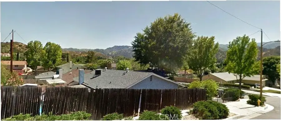 24716 Fain, Newhall, CA 91321 - #2