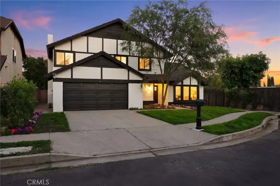 10526 Balcom St, Granada Hills, CA 91344 - #2