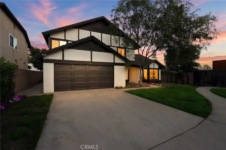10526 Balcom St, Granada Hills, CA 91344 - #3