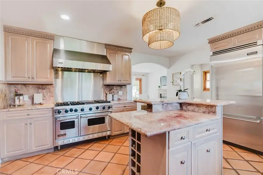 17827 Roscoe Boulevard, Northridge, CA 91325 - #3