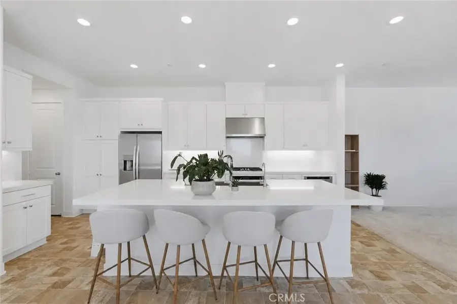 26729 Blue Hills Lp, Valencia, CA 91381 - #2