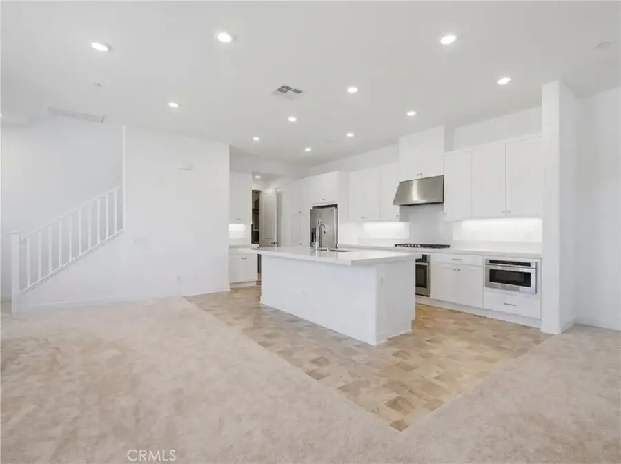 26729 Blue Hills Lp, Valencia, CA 91381 - #3