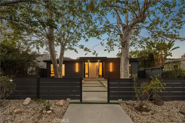 12311 Hartsook Street, Valley Village, CA 91607