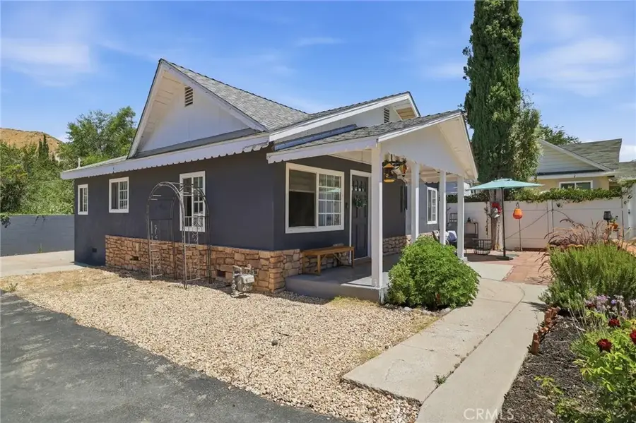 16775 Sierra Highway, Canyon Country, CA 91351 - #2