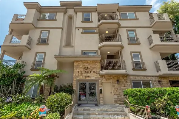 11540 Moorpark Street #401, Studio City, CA 91602