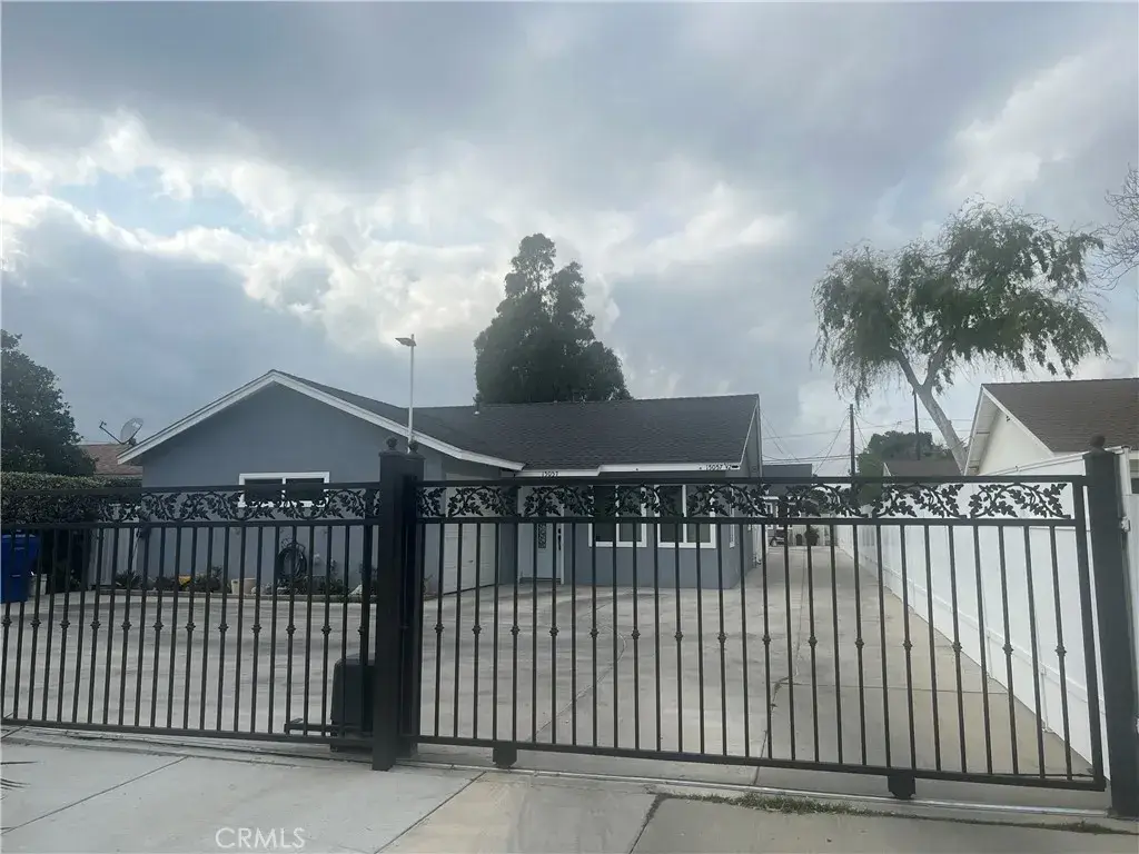 15057 Paddock, San Fernando Valley, CA 91342 - #1