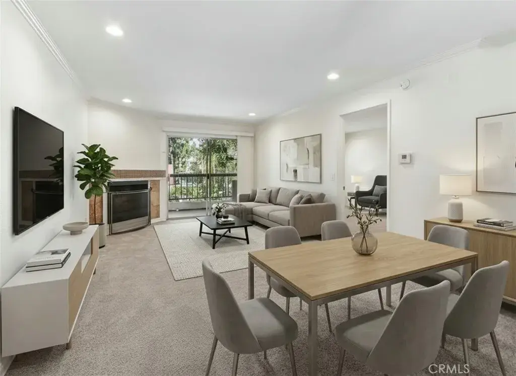 5535 Canoga #209, Woodland Hills, CA 91367 - #1