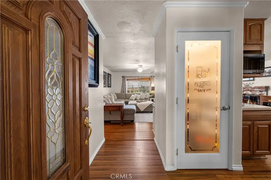 25074 Kerry Robin, Newhall, CA 91321 - #2