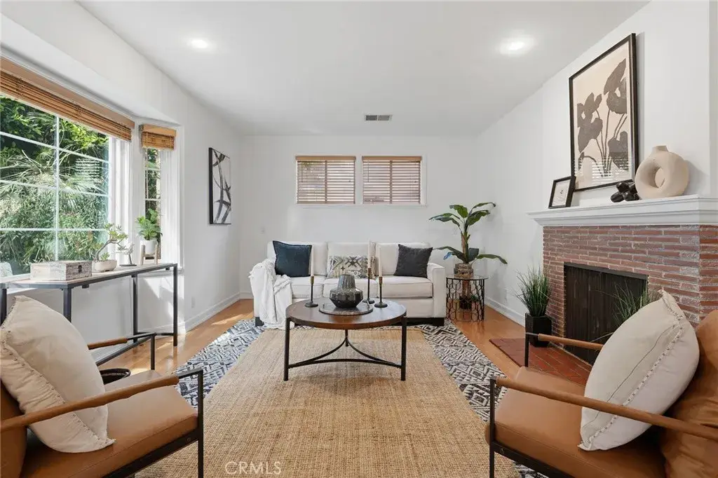 14335 Magnolia, Sherman Oaks, CA 91423 - #1