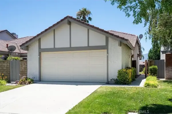 15822 Ada Street, Canyon Country, CA 91387