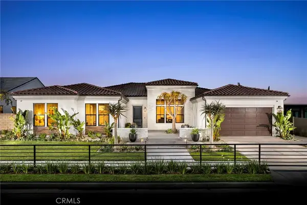 29924 N Camino Los Robles, Valencia, CA 91354