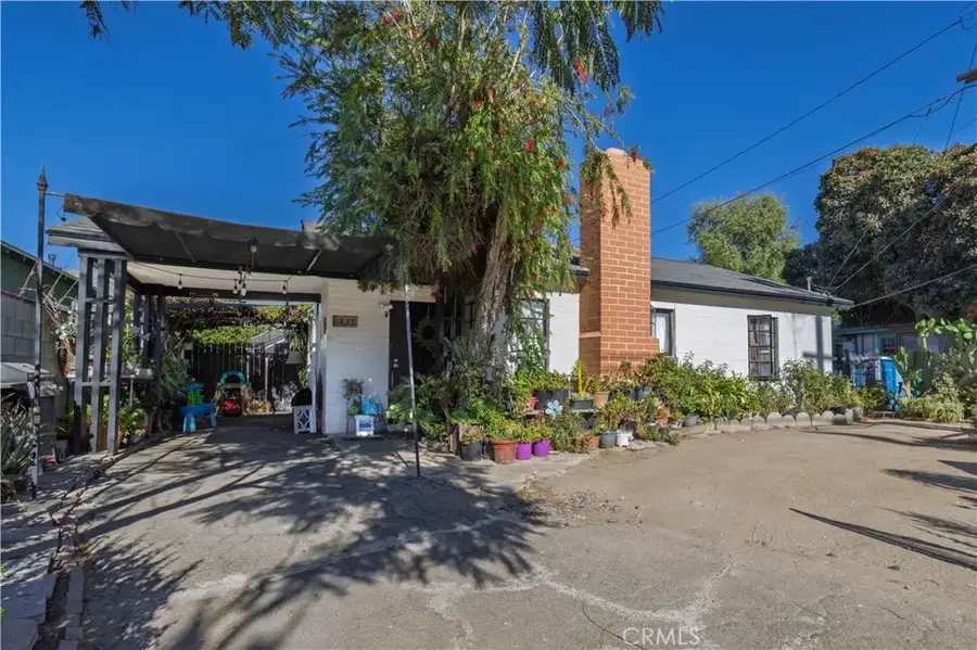 6832 Bellaire Avenue, North Hollywood, CA 91605 - #2