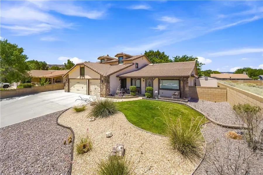 42301 Woodstone, Lancaster, CA 93536 - #2