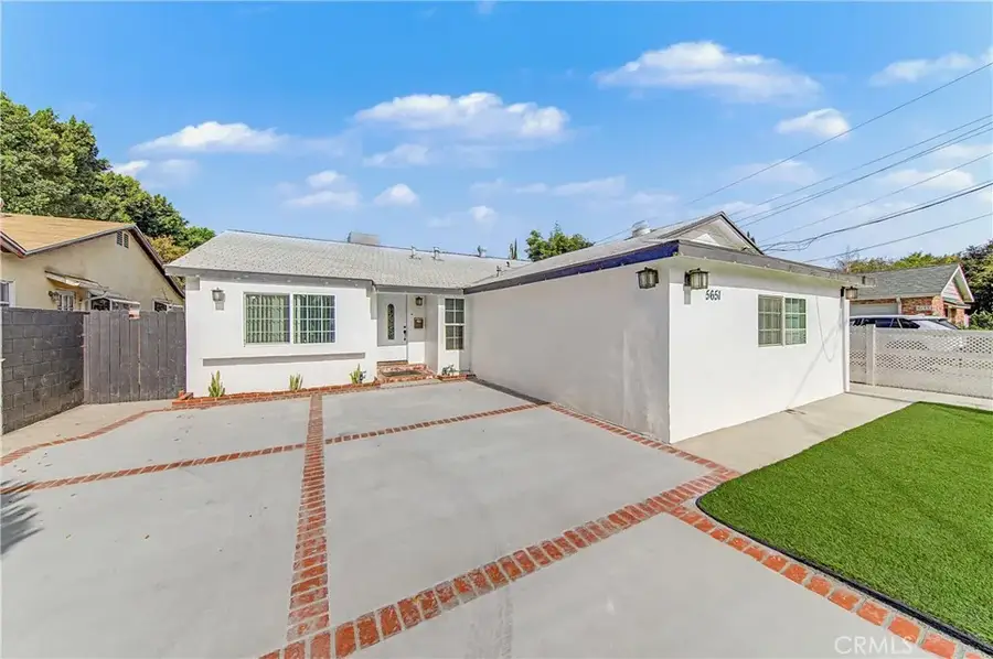 5651 Radford Avenue, Valley Village, CA 91607 - #2