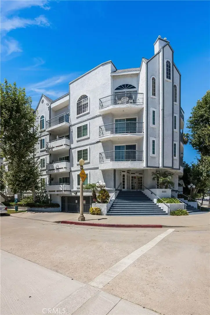 4401 Sepulveda #207, Sherman Oaks, CA 91403 - #2