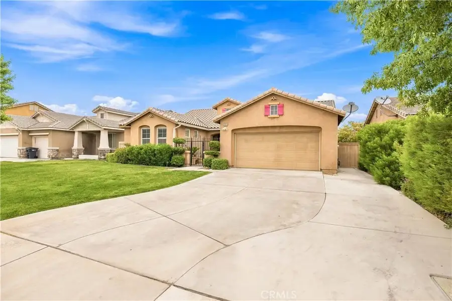 3031 Desert Moon Avenue, Rosamond, CA 93560 - #2