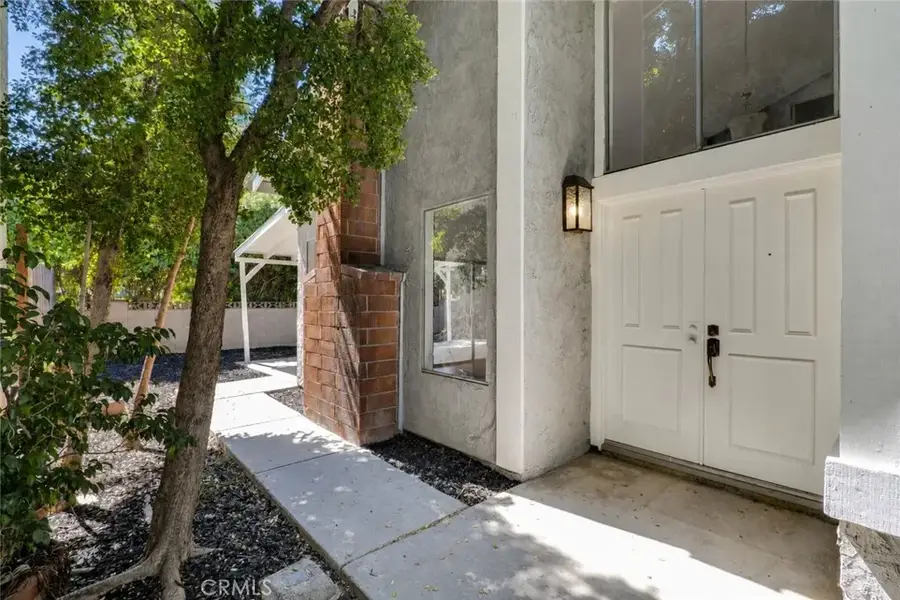 8109 Hanna Avenue, Canoga Park, CA 91304 - #2