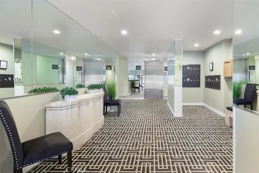 14159 Dickens Street #110, Sherman Oaks, CA 91423 - #2