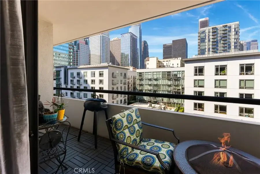 600 W 9th #811, Los Angeles, CA 90015 - #3