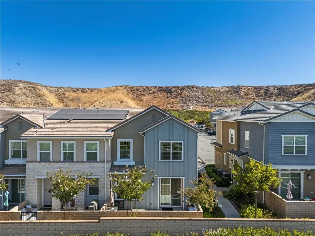 22760 Harmony Drive, Saugus, CA 91350 - #1