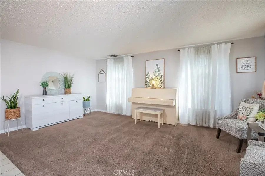 14905 Simonds Street, Mission Hills, CA 91345 - #2