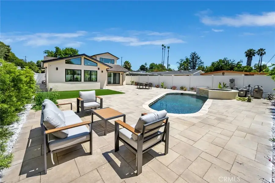 13562 Addison Street, Sherman Oaks, CA 91423 - #2