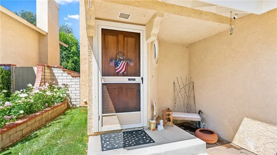 22711 Boxwood, Saugus, CA 91390 - #2