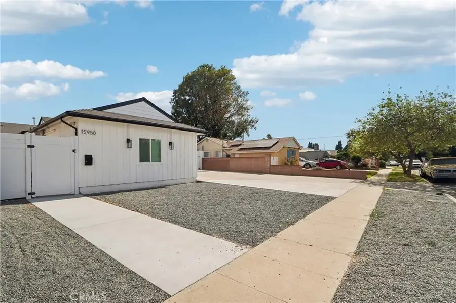 15952 Simonds Street, Granada Hills, CA 91344 - #2