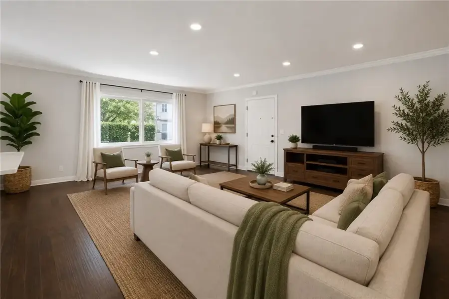 16012 Moorpark, Encino, CA 91436 - #2